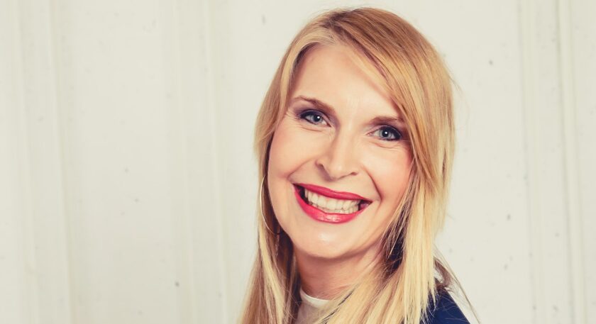 Jutta Holzmann verlässt die Universa  