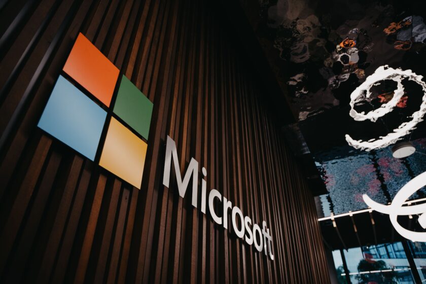 Axa rollt Microsoft 365 Copilot weltweit aus