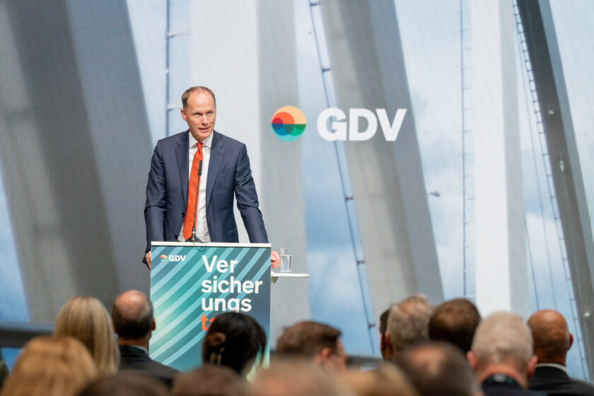 Allianz-Leben-CEO Kubat frohlockt über staatliche Zulage: „30 Prozent Rendite sofort und garantiert“