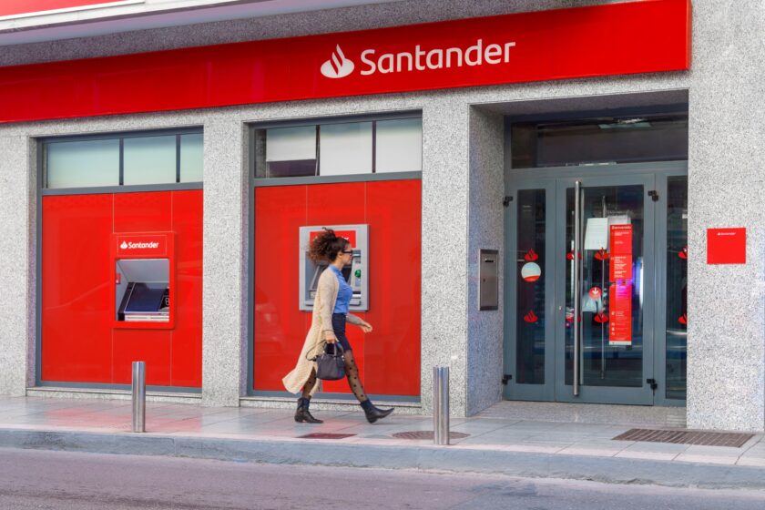 Streit um 677 Mio. Pfund: Santander siegt im Mis-Selling-Prozess gegen Axa