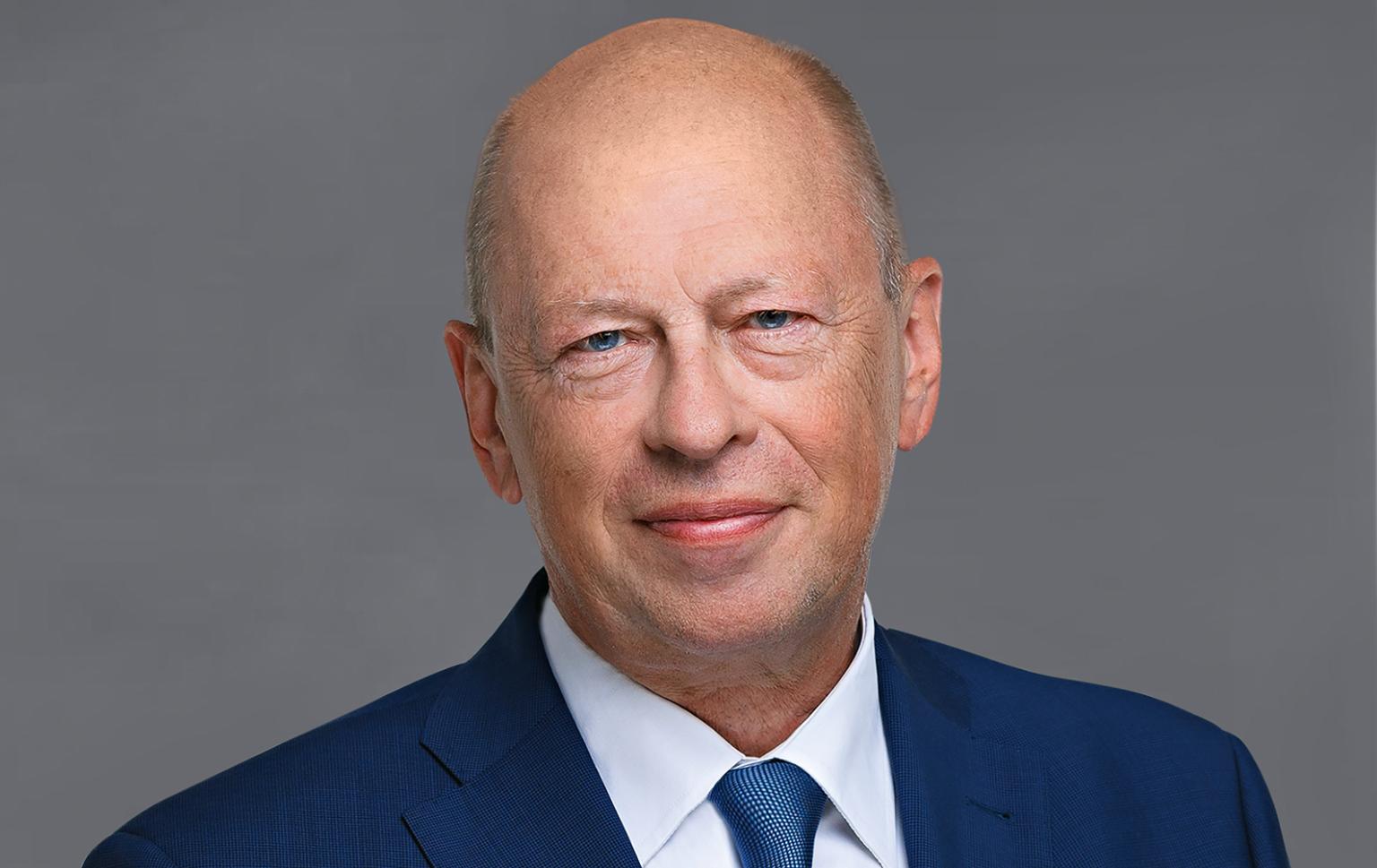 Theo Langheid Beendet Anwaltstatigkeit Versicherungswirtschaft Heute