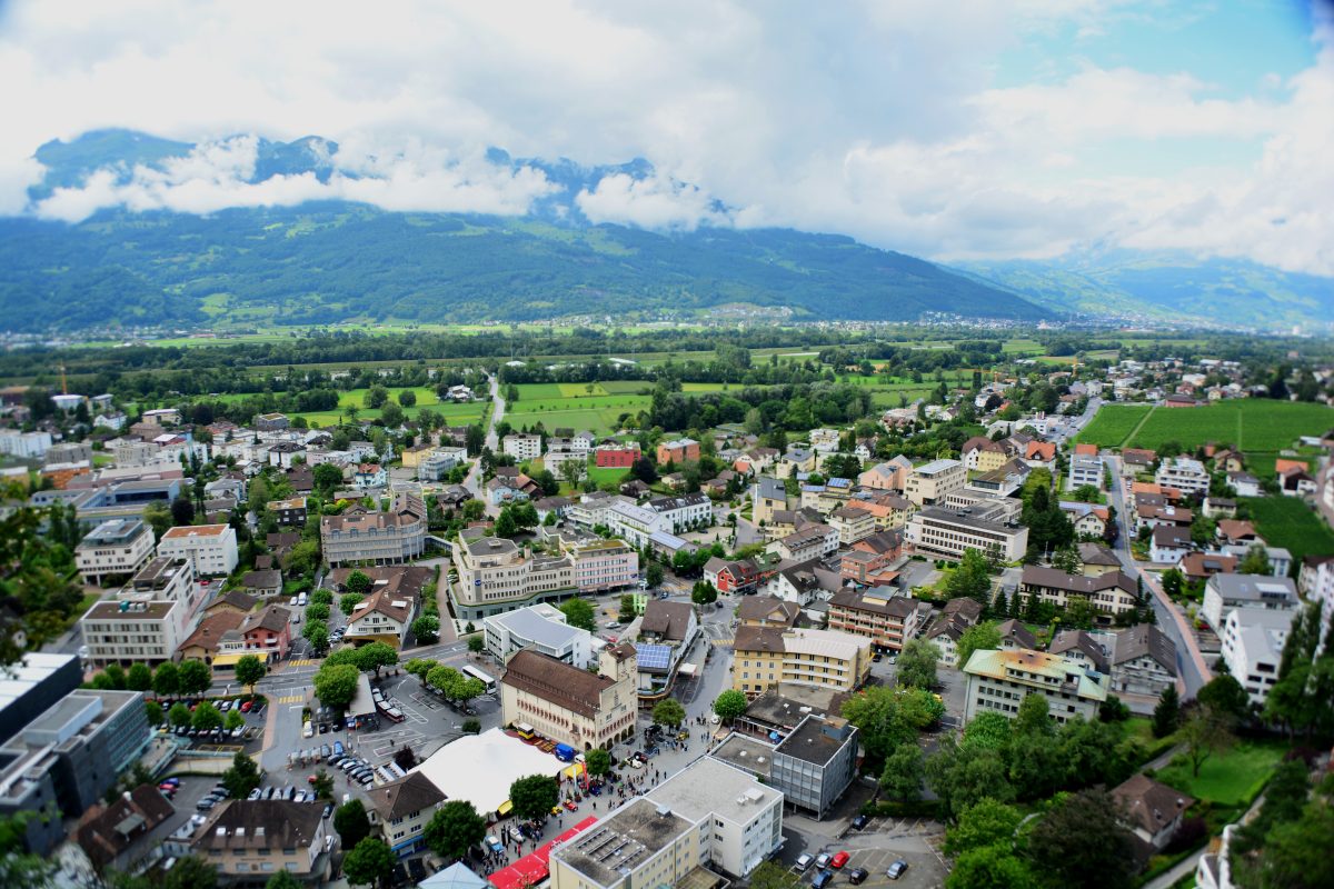 Liechtenstein Life Kooperiert Mit Heilbronner Hoerner Bank Ag Versicherungswirtschaft Heute