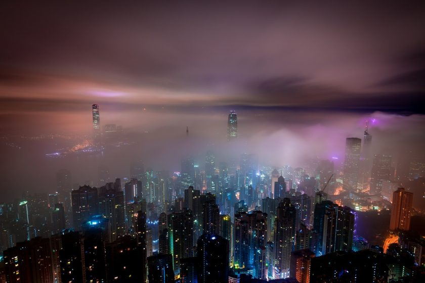 Munich Re schließt Partnerschaft in Hongkong und verschärft Cyber-Bedingungen