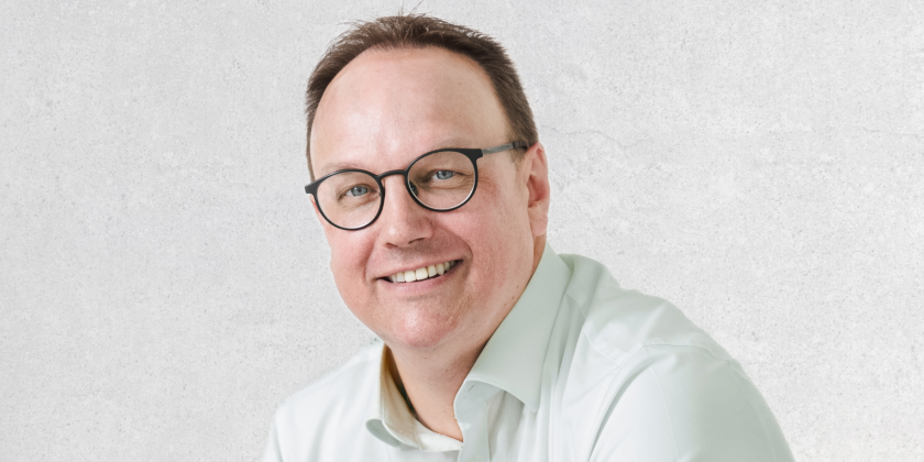 „Wie in der Steinzeit“: Südvers-Chef Florian Karle kritisiert Arbeitsprozesse der Branche