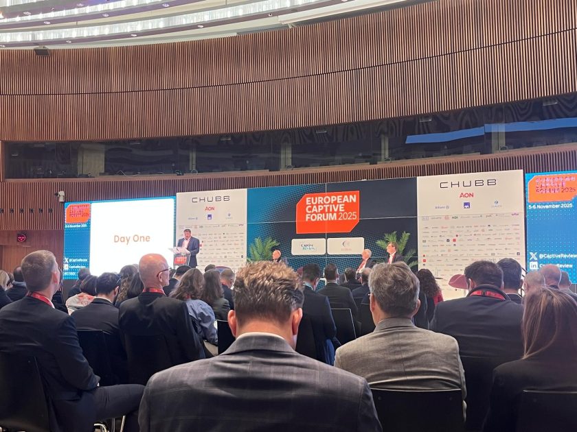 Captives im Wandel: KI, US-Sog und die Milliardengefahr PFAS